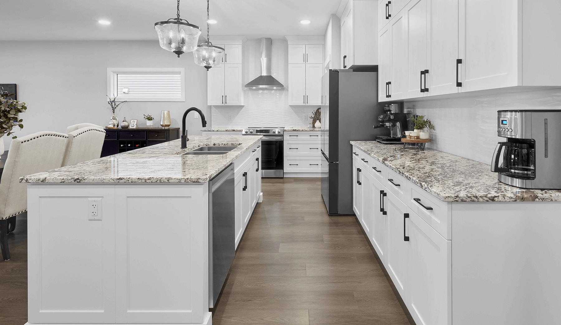 Eliana Custom Kitchen Image