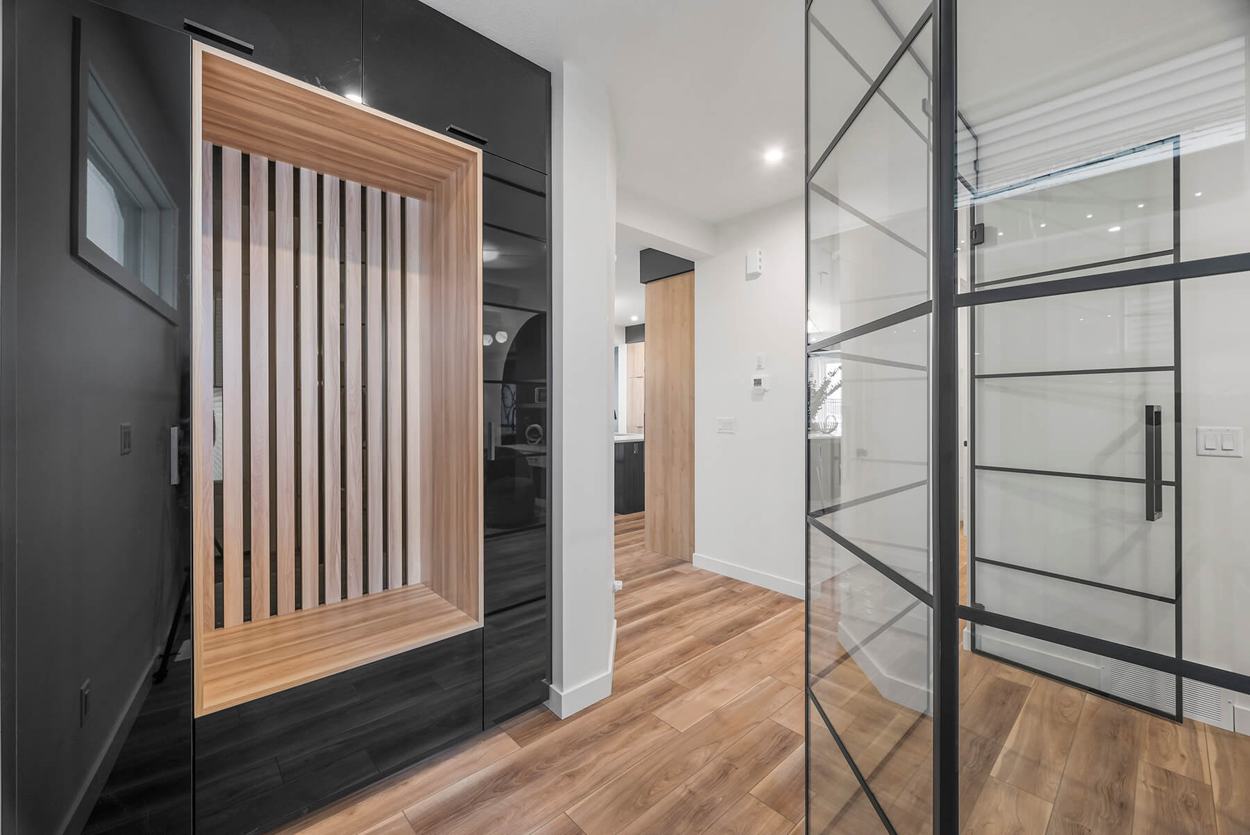 Julianna Foyer 8747 224 St NW 03