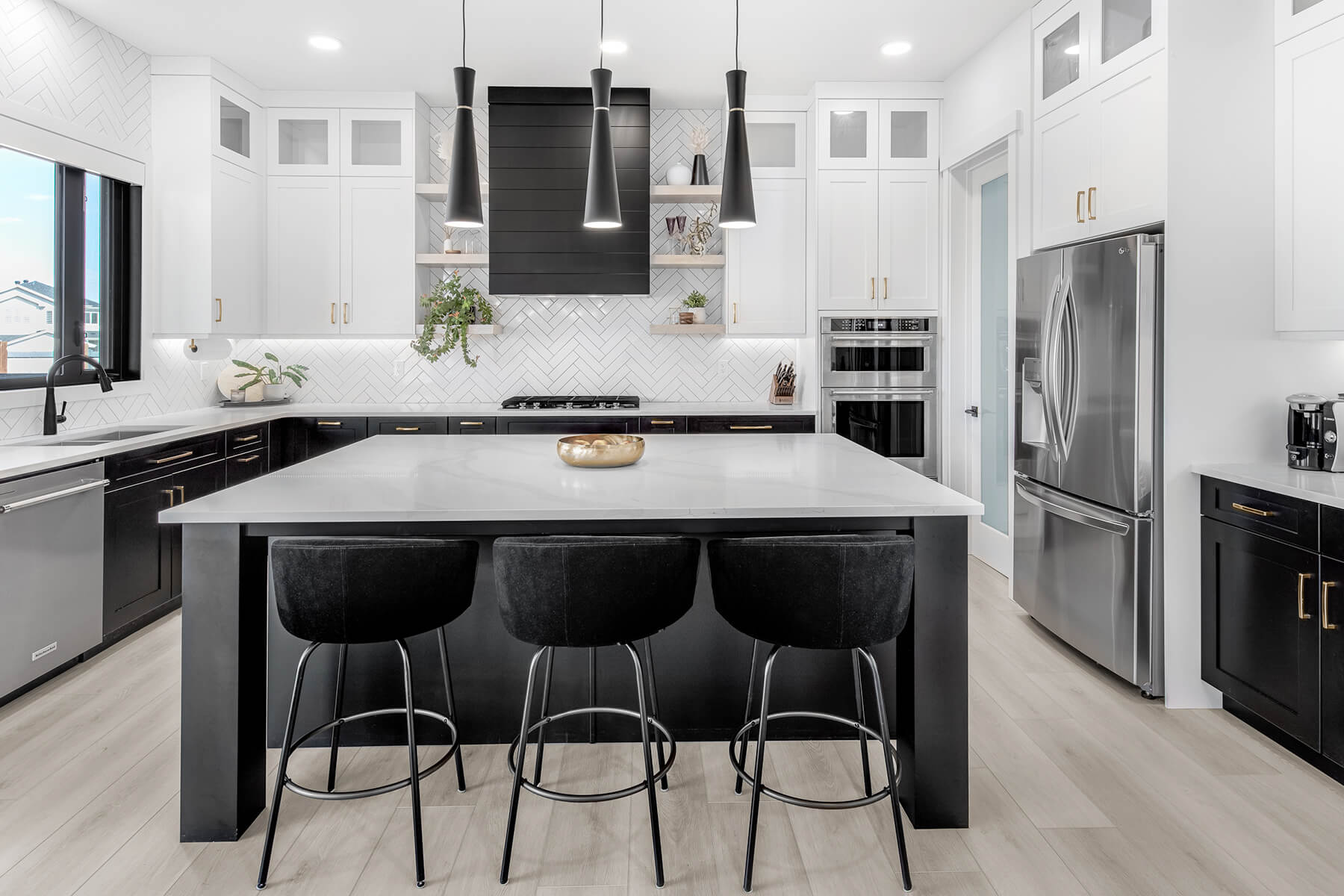 Kaitlynn II Custom Kitchen