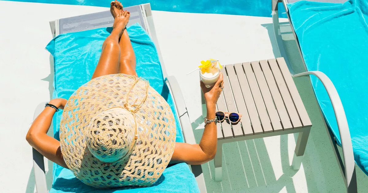 How to Design a Poolside Paradise: Tips for Edmonton Home Owners