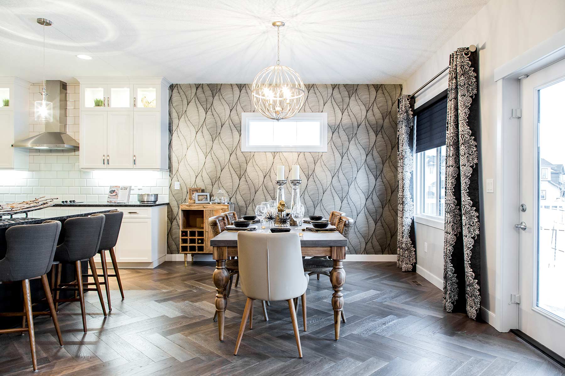 Wallpaper Trends: Stylish Ways to Dress Your Walls